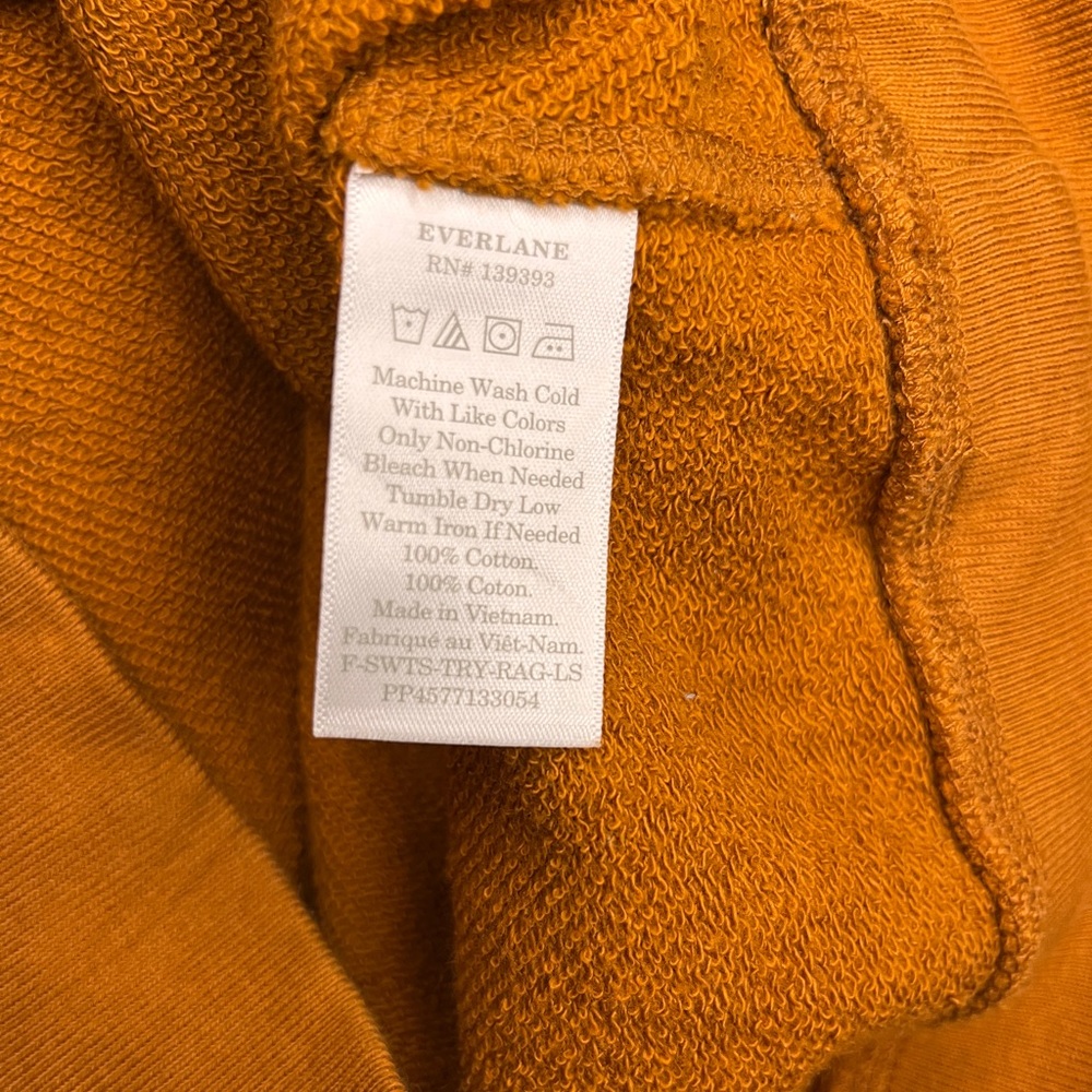 Everlane The Lightweight French Terry Crew - Picture 2 of 6